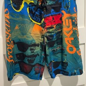 Men’s Colorful Oakley Board Shorts